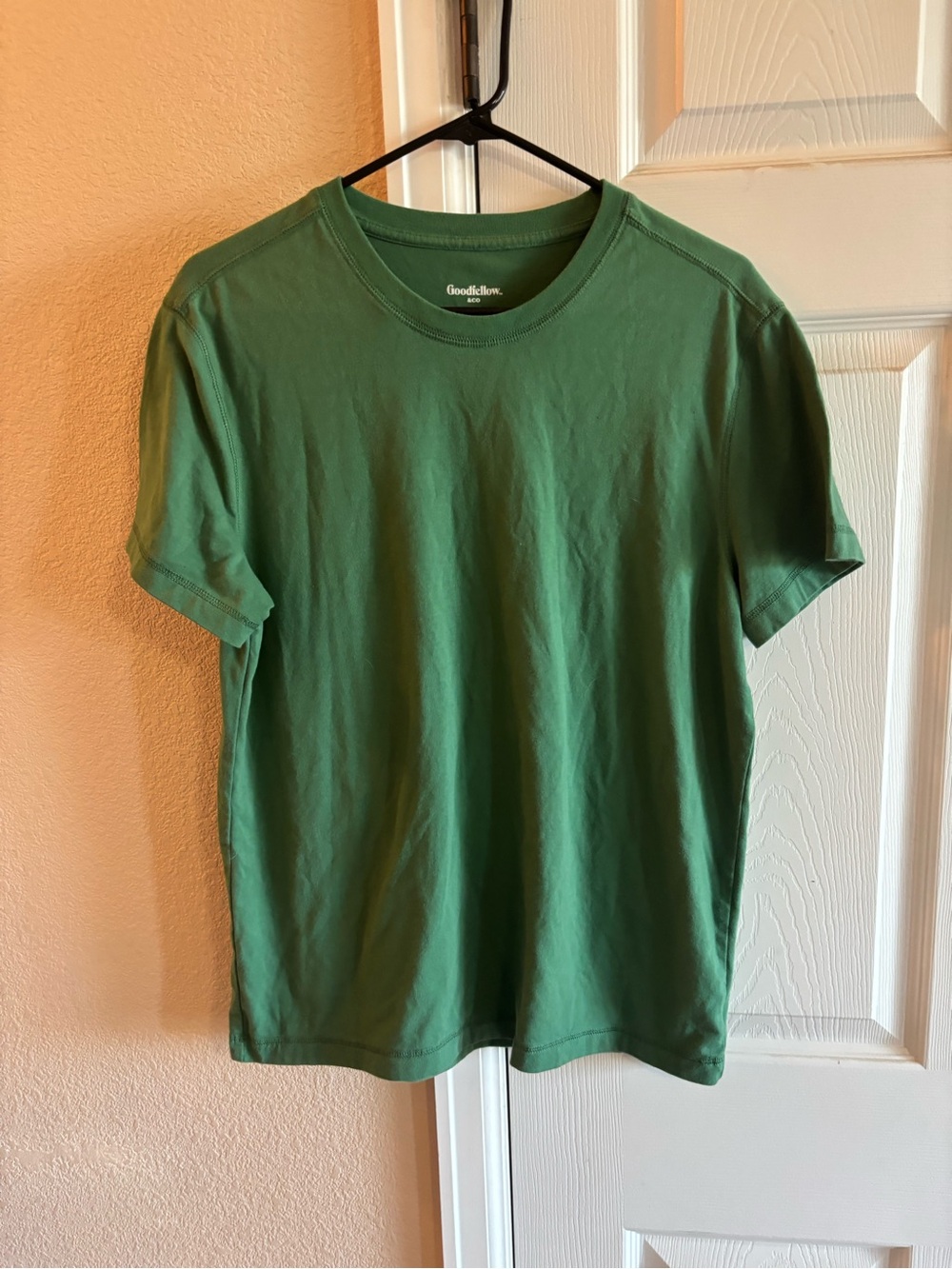 Goodfellow & Co Men’s Forest Green Short Sleeve Crew Tee